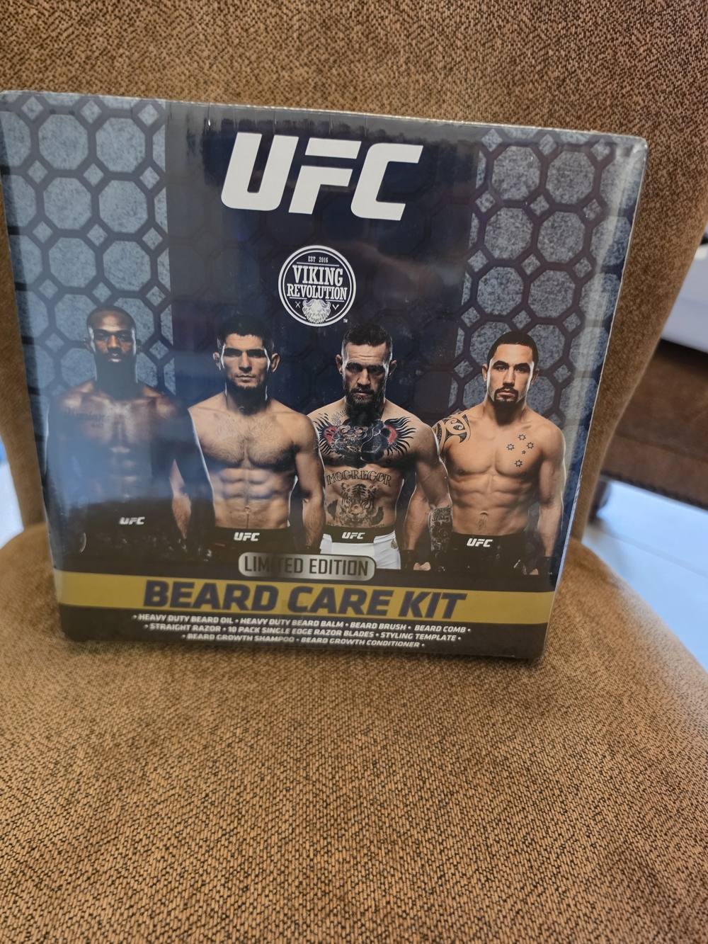 UFC Limited Edition Beard Care Kit - Black & Gold
